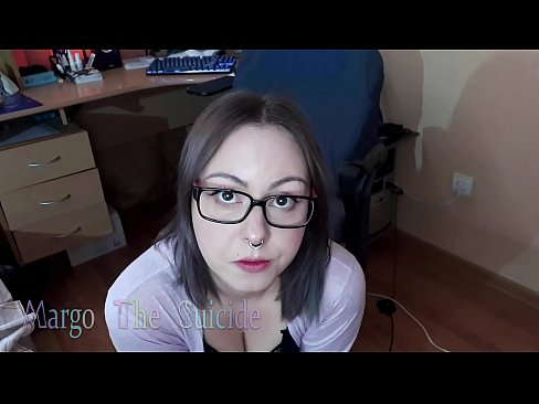 ❤️ Nwatakịrị nwanyị sexy nwere ugegbe na-eme Dildo nke ukwuu na igwefoto ❤️ na porn% ig.fuckmymac.ru%